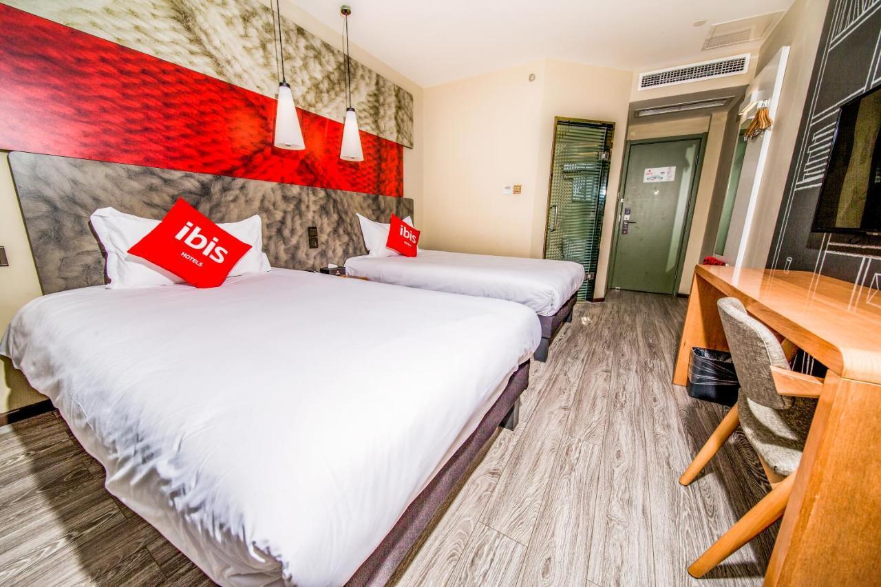 Ibis Chengdu Meizhou Center Экстерьер фото